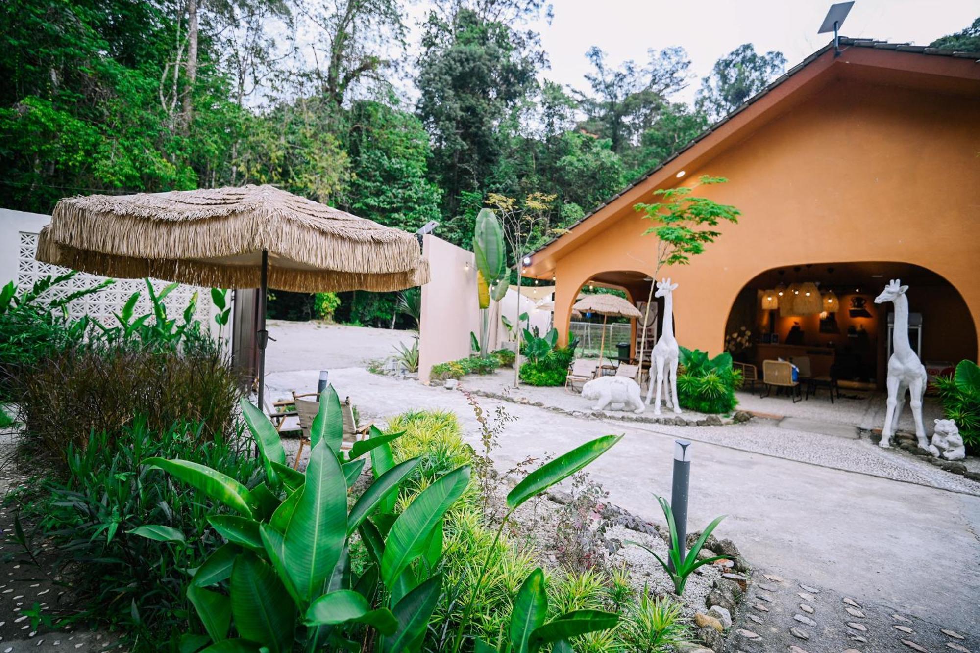 Lilla Rainforest Retreat - フル・ランガッ エクステリア 写真